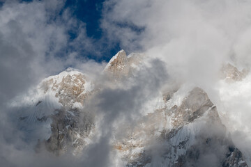 Nepal ebc snow mountain scenery