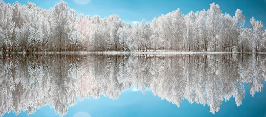 It is 11 km north of Göynük district. Located on the shore of Çubuk Village and surrounded by beautiful pine forests, Çubuk Lake is 15 hectares wide and an average of 13 meters deep. © Samet