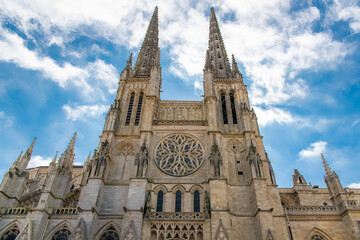 Fototapeta na wymiar Bordeaux, the Saint-Andre cathedral.