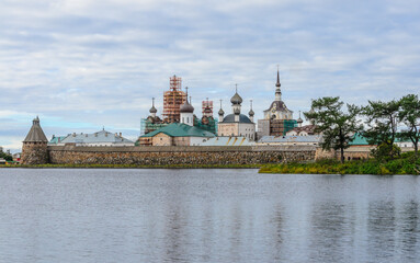 Obraz premium View of the Solovetsky Kremlin from the side of the Holy Lake
