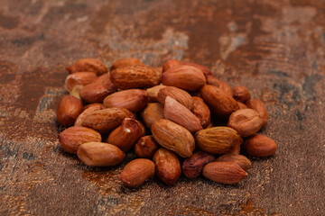 Raw peanut heap - for roast