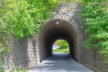 Fototapeta na wymiar Narrow Tunnel