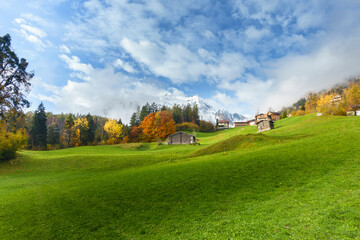 herrliche Herbstlandschaft in Tirol