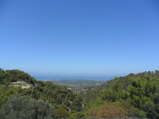 Obraz premium Island hopping between the Greek islands of Samos, Patmos, Lipsi, Leros, Kalymnos, Kos and Rhodes in Greece's Mediterranean Sea