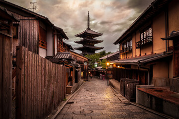 Obraz premium Kyoto at Dusk - Yasaka Pagoda