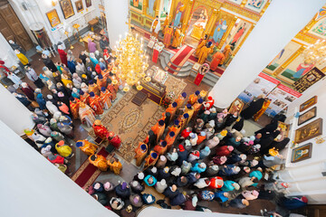Orthodox priests meeting the holy relics