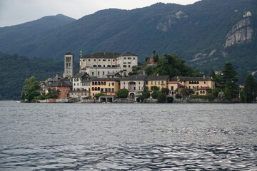 Die Isola San Giulio im Ortasee