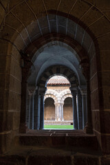 Obraz premium Cloister of the cathedral of Le Puy en Velay seen from the inside with its arches