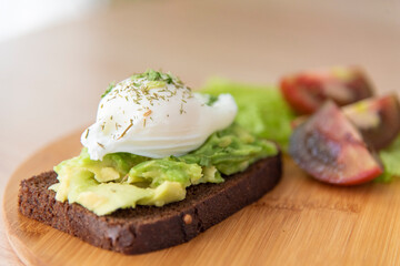 egg with salmon