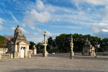 Fototapeta na wymiar Fountain on Concorde Square and Obelisk