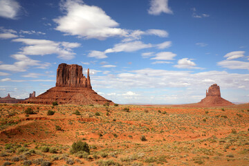 Fototapeta na wymiar Monument Valley - Schönster Nationalpark der USA