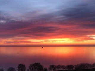 Fototapeta premium sunrise serene quiet