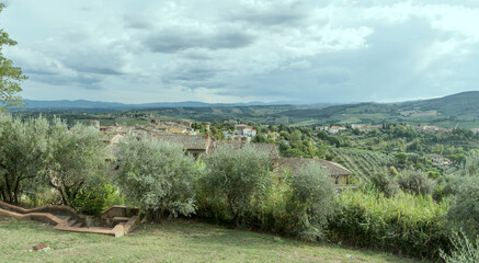 Fototapeta na wymiar cityscape from high terrace at Rocca gardens, San Gimignano, Siena, Italy