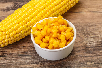 Sweet yellow corn in the bowl