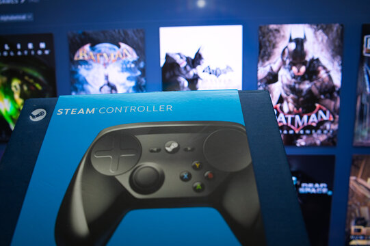Steam Controller by Valve with its original box in its original state before being discontinued