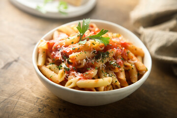 Pasta with tomato sauce and cheese