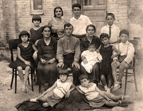 Ancient portrait of an Armenian family from Nagorno-Karabakh, 1936	