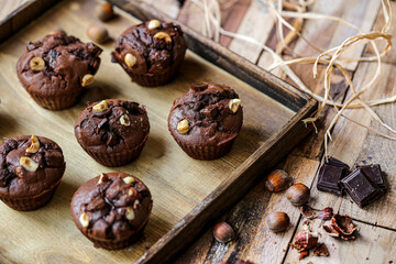 Muffins au chocolat et noisette , noix de pécan
