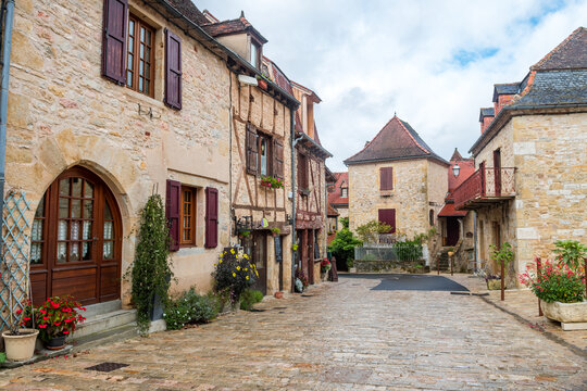 Fototapeta countryside town of stone houses in france