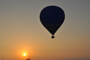 Vuelo globo aerostatico amanecer