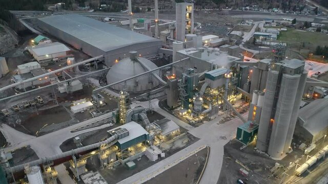 Aerial view of factory/refinery