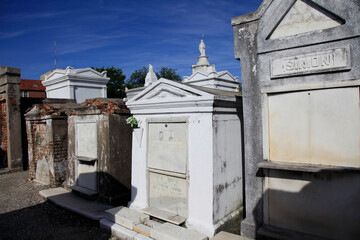 Fototapeta na wymiar St. Louis Friedhof Nr. 1 von New Orleans, Louisiana, USA -- St. Louis Cemetary No. 1 of New Orleans, Louisiana, USA