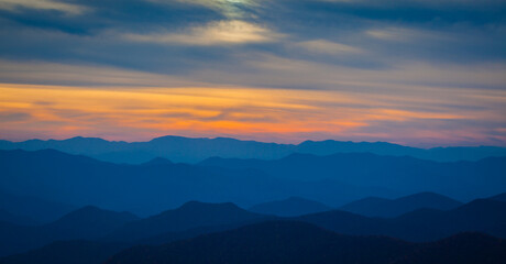 Fototapeta na wymiar Sunset over Cowee point on the Blue Ridge Parkway in North Carolina