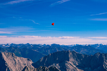 Berge geschmückt mit einer Serviette 