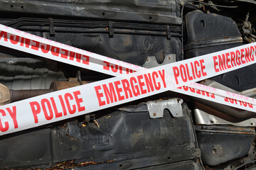 Obraz premium car wreck on side of road