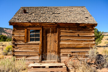 Morrell Line Cabin