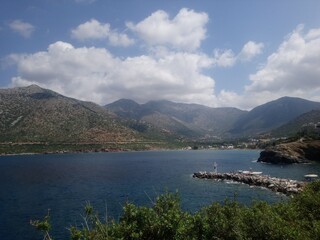 Fototapeta premium sea in the mountains