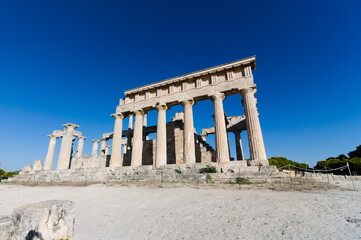 Obraz premium Antique temple goddess Aphaia, Aegina island, Aegean See. Photos by Darek Sokolowski, RF license, 2020