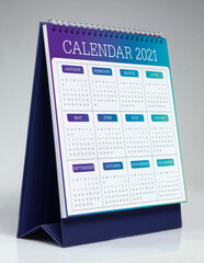Simple desk calendar 2021