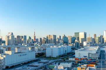 東京都港区芝浦埠頭から見た倉庫街の景色