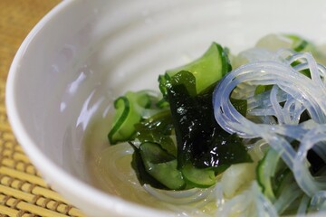 ワカメとキュウリと春雨の酢の物