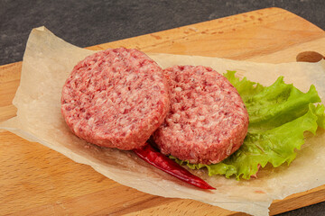 Raw beef cutlet for burger
