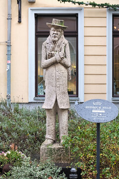 Berlin, Germany. Monument to the German graphic artist, painter and photographer Heinrich Zille in Nikolaiviertel neighborhood.