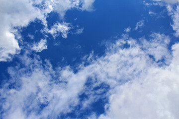 Obraz premium Clouds in the blue sky