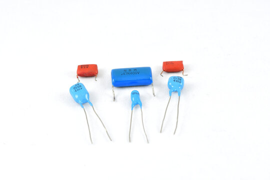 Radio Components, Vintage, Capacitors, Tantalum Six Pieces, Passive Electronic Component