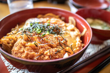 日本のカツ丼　和食イメージ
