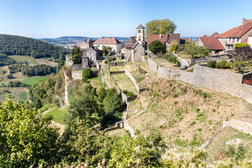 Fototapeta na wymiar The historic village of Chateau Chalon, castle from Jura