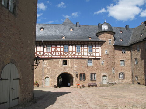 Schloss in der Grimmstadt Steinau an der Stra&szlig;e in Hessen