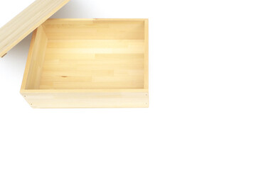 白背景の木の箱とフタ