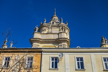 Obraz premium View of Lviv Greek Catholic Archbishop's Cathedral of Saint George (Ukr: Sobor sviatoho Yura, 1760) - magnificent Rococo architectural ensemble dating back to the XVIII century. Lviv, Ukraine.