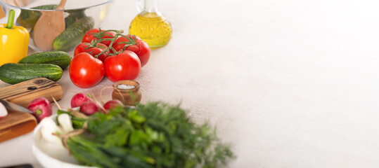 Obraz na płótnie Canvas Vegetarian cooking clean vegetables and herbs, close up