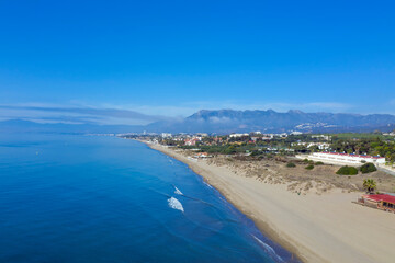 Obraz premium Playa real de Zaragoza en el municipio de Marbella, Andalucía