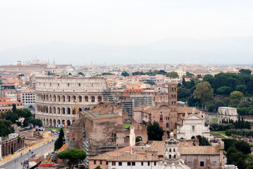 Fototapeta na wymiar Coliseo, Colosseo o Anfiteatro Flavio en la ciudad de Roma, pais de Italia