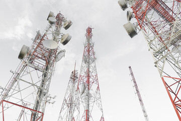 telecommunication mast TV antennas wireless technology