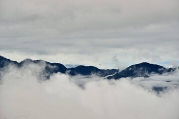 Fototapeta na wymiar Mountain landscape-Mountain View Resort in the Taichung County,Taiwan.