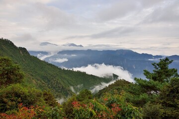 Fototapeta premium Mountain landscape-Mountain View Resort in the Taichung County,Taiwan.